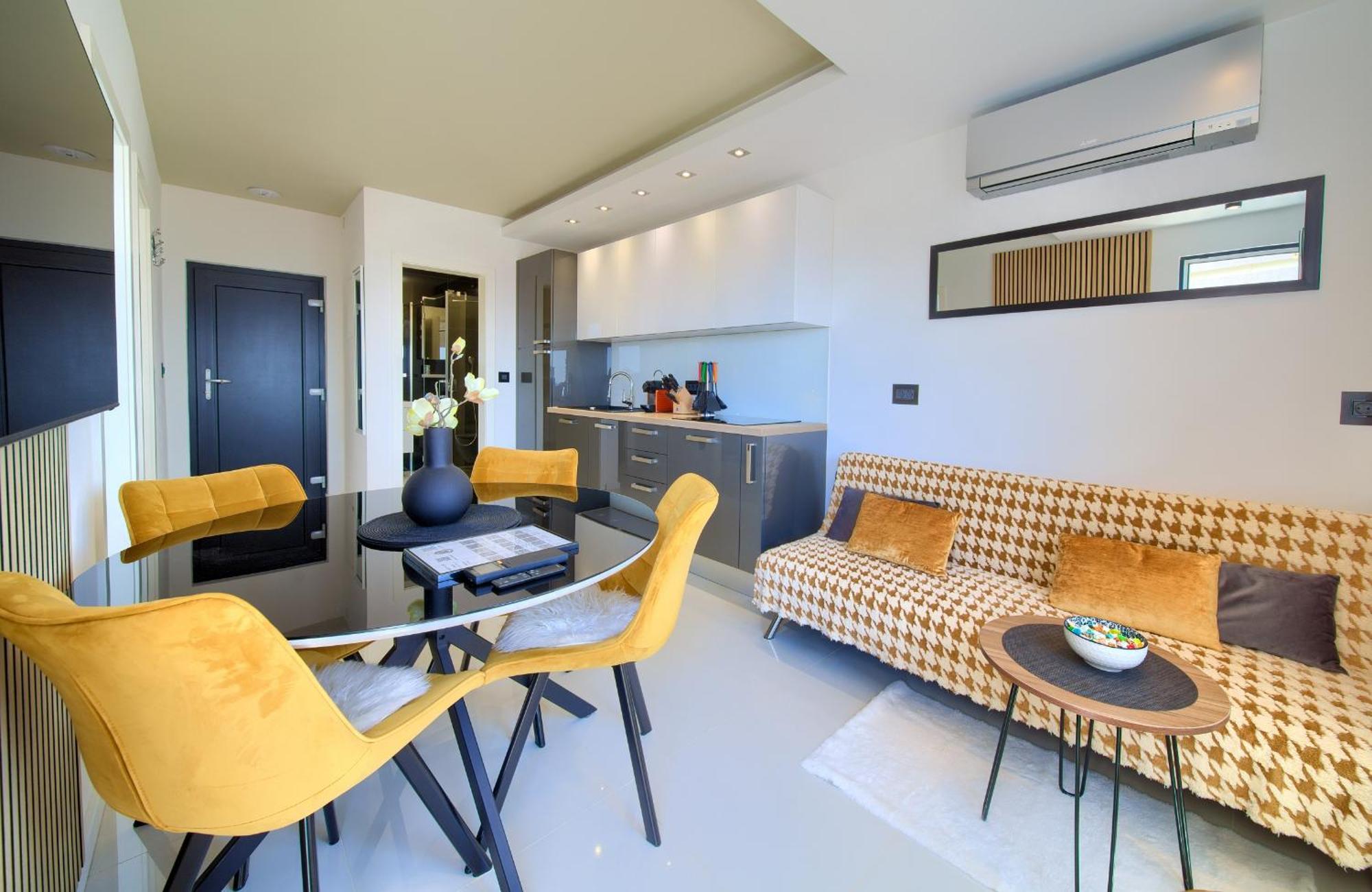 Apartments Sinisa - Krk Town Kültér fotó